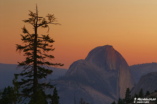 Dome im Sonnenuntergang